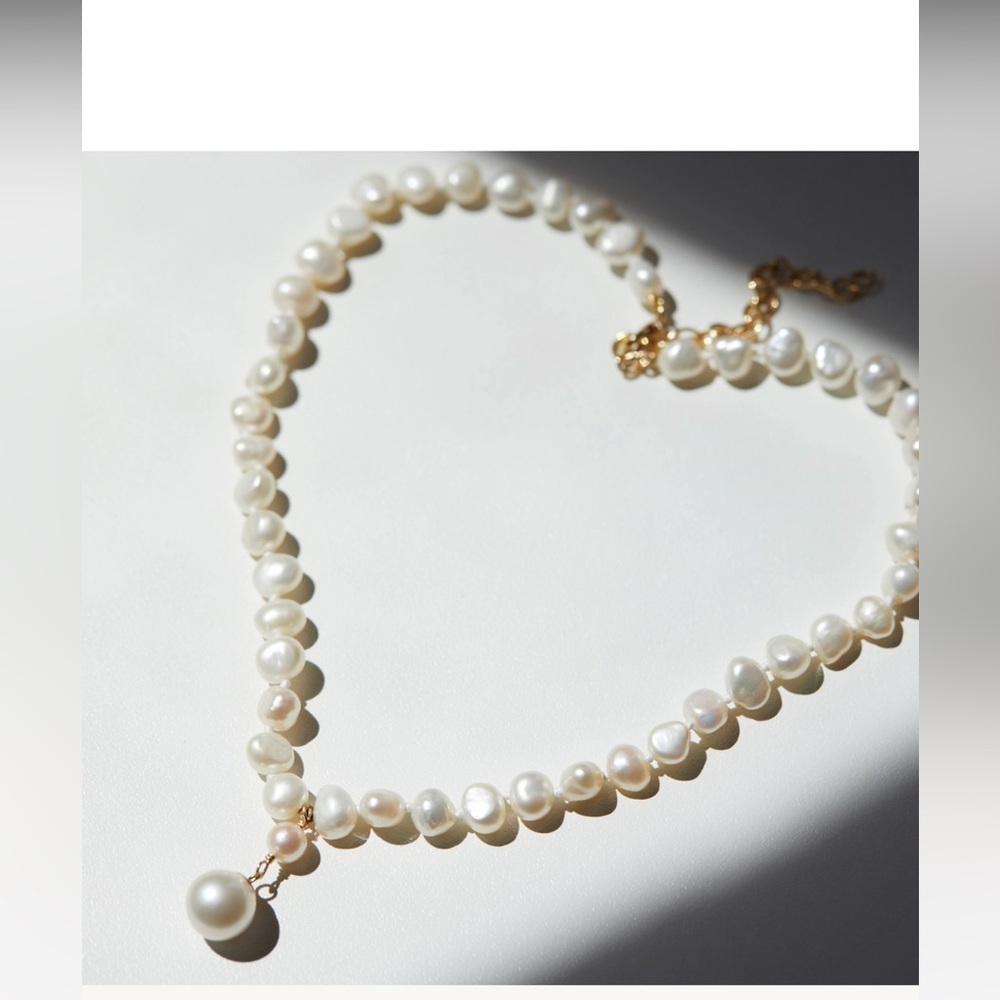 Catbird - Princess Buttercup Pearl Choker by Designer Stacey Nishimoto - Picture 12 of 14